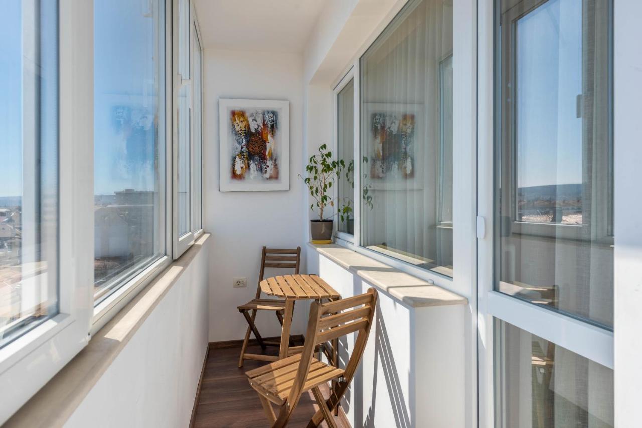 Cosy Apartment In Central Varna Exterior foto